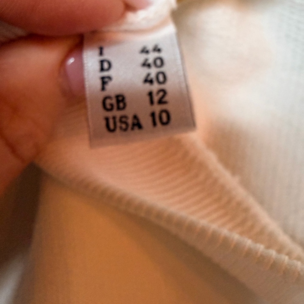 White Moschino Couture Cropped Sweater – Size 10 - Picture 4 of 12